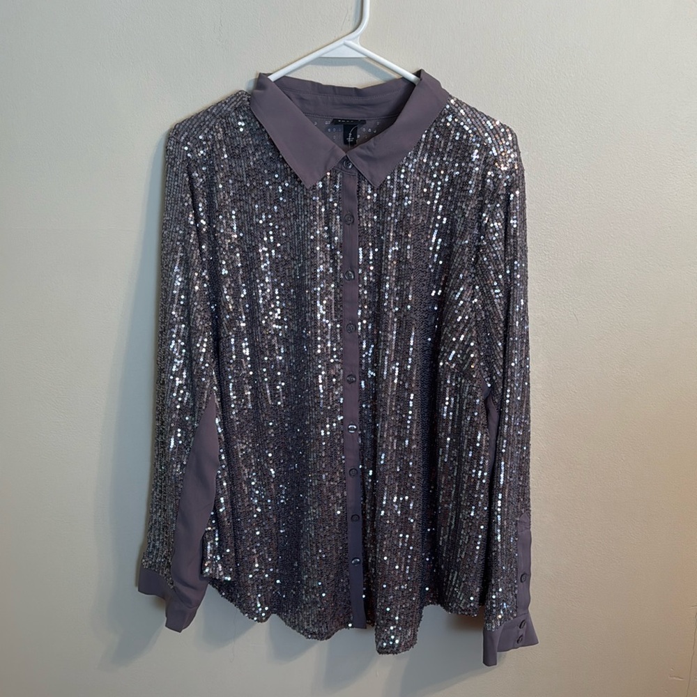 NWT Torrid Madison Sequin Button Front Long Sleeve Shirt